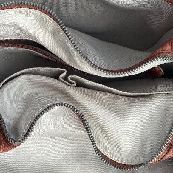 Cognac American Leather Co Tote - Picture 3 of 9